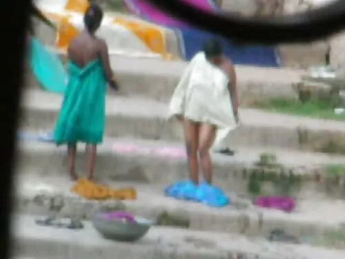 கவர்ச்சியான மலையாள ஆ ...