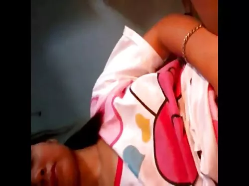 கவர்ச்சிகரமான பிச் ஒ ...